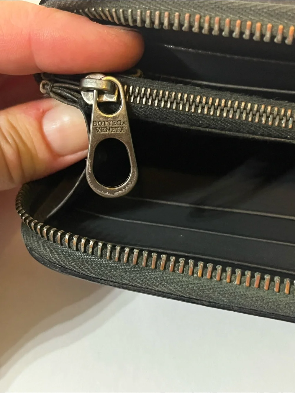 Bottega Veneta Intrecciato Woven Leather Zip Wallet Black 🇮🇹